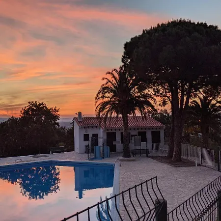 Maison Eli Mit 2 Appartments Holiday home *